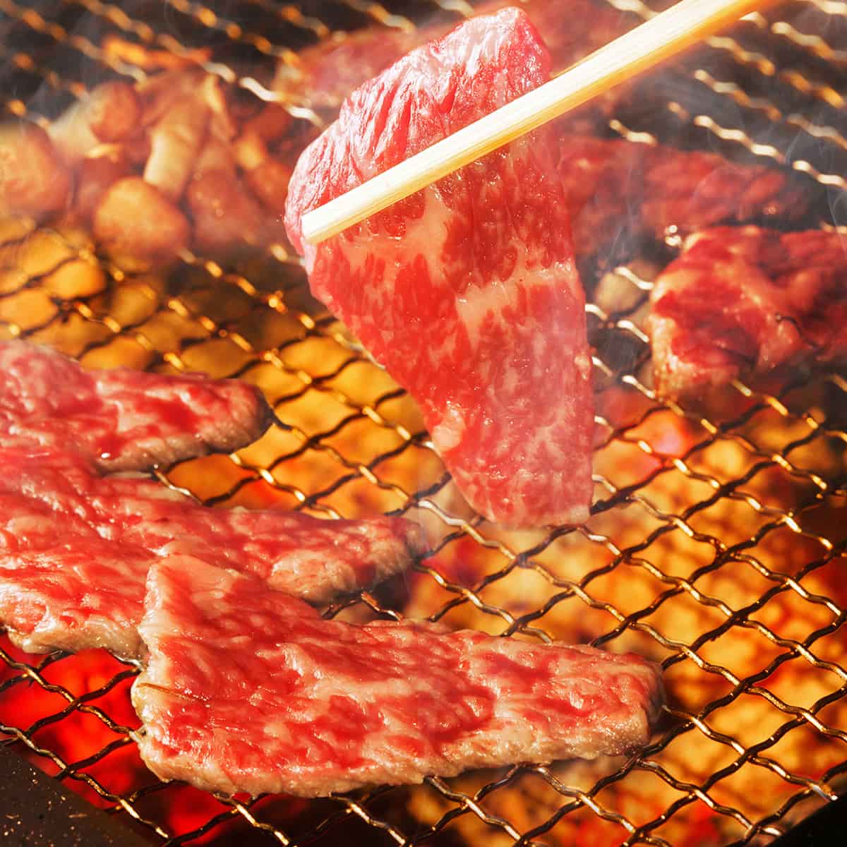 【想いを贈る春ギフト】信州黒毛和牛入 7点盛り焼肉セット 4人前 佐藤肉店｜軽井沢セレクト