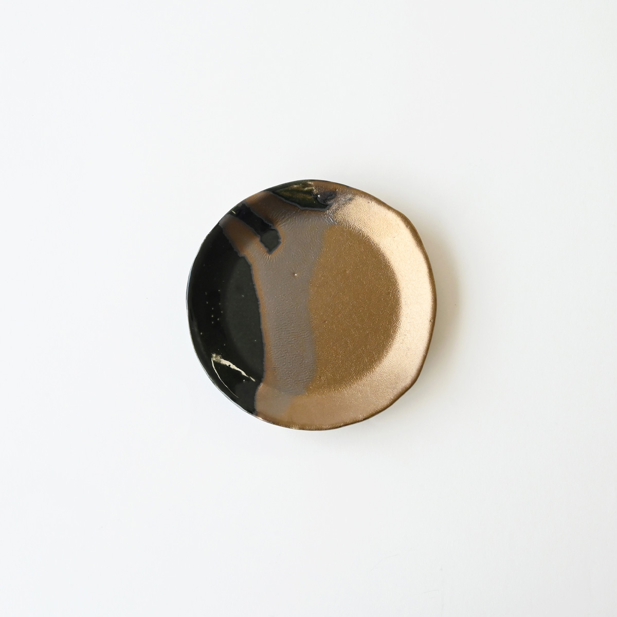 運命の1枚 ちぎり取り皿 φ15cm E_黒×金｜信楽イマジン Imagine