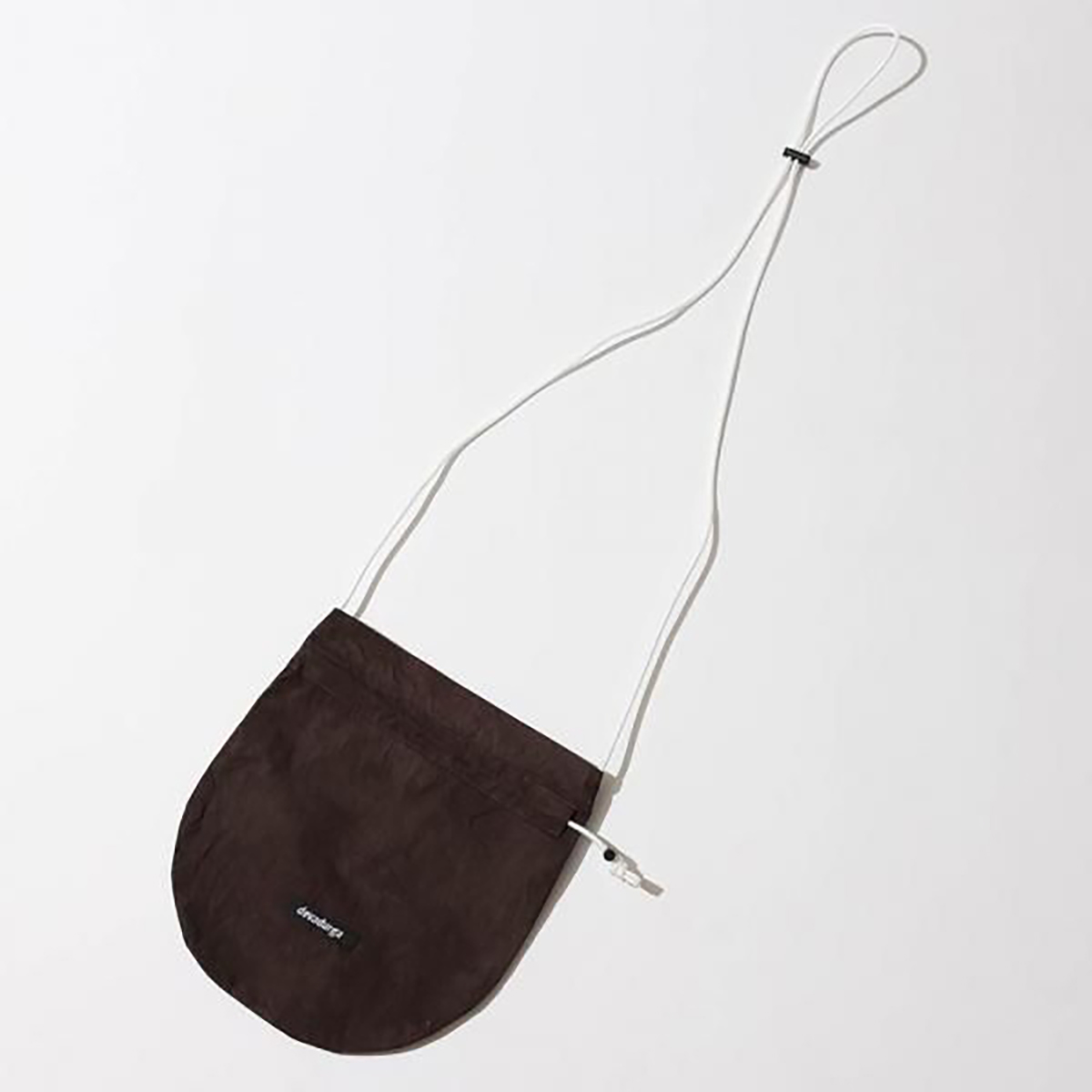 奄美大島の伝統工芸・泥染の巾着バッグ - チャコール｜devadurga