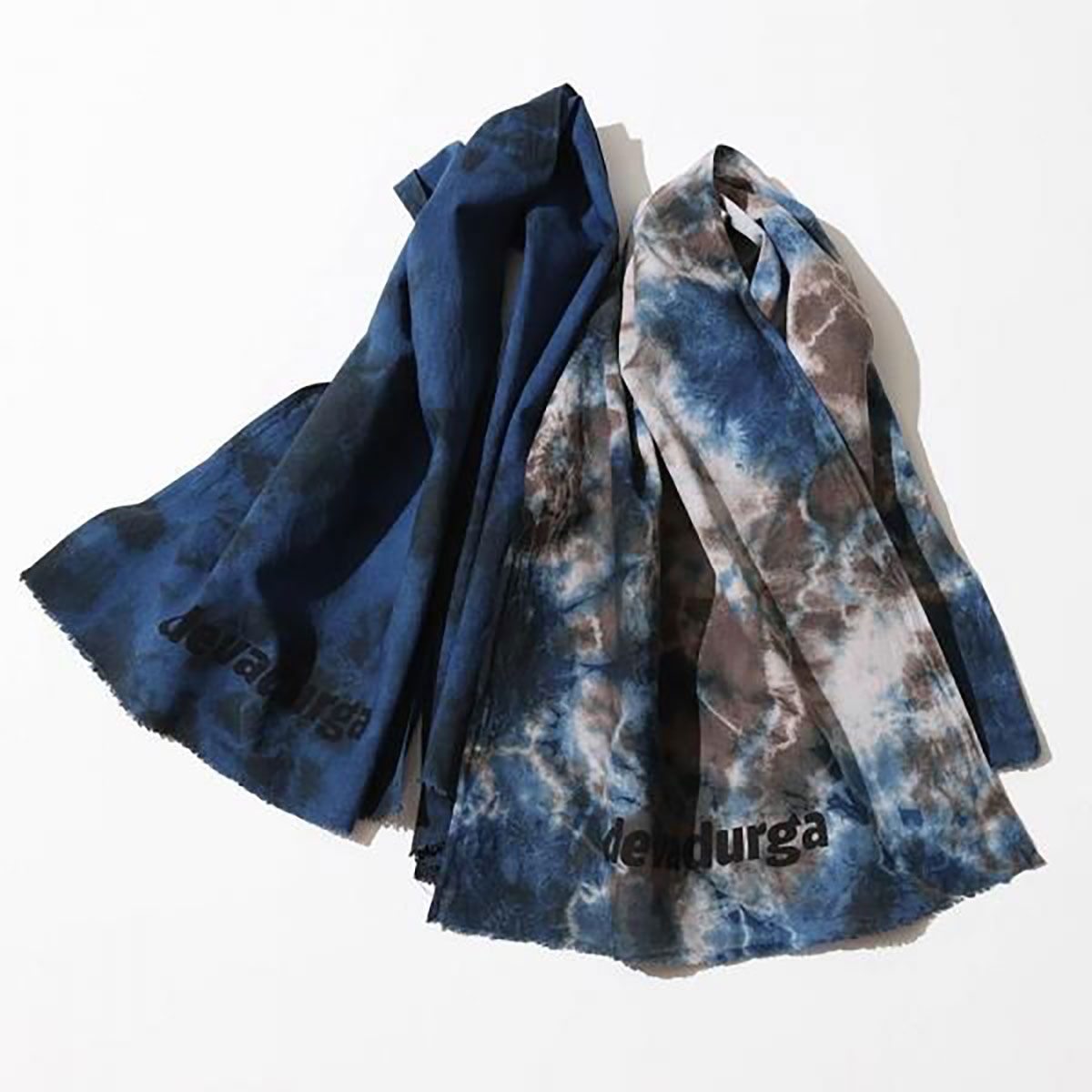 奄美大島の伝統工芸・泥染の手ぬぐい（2色展開）｜devadurga