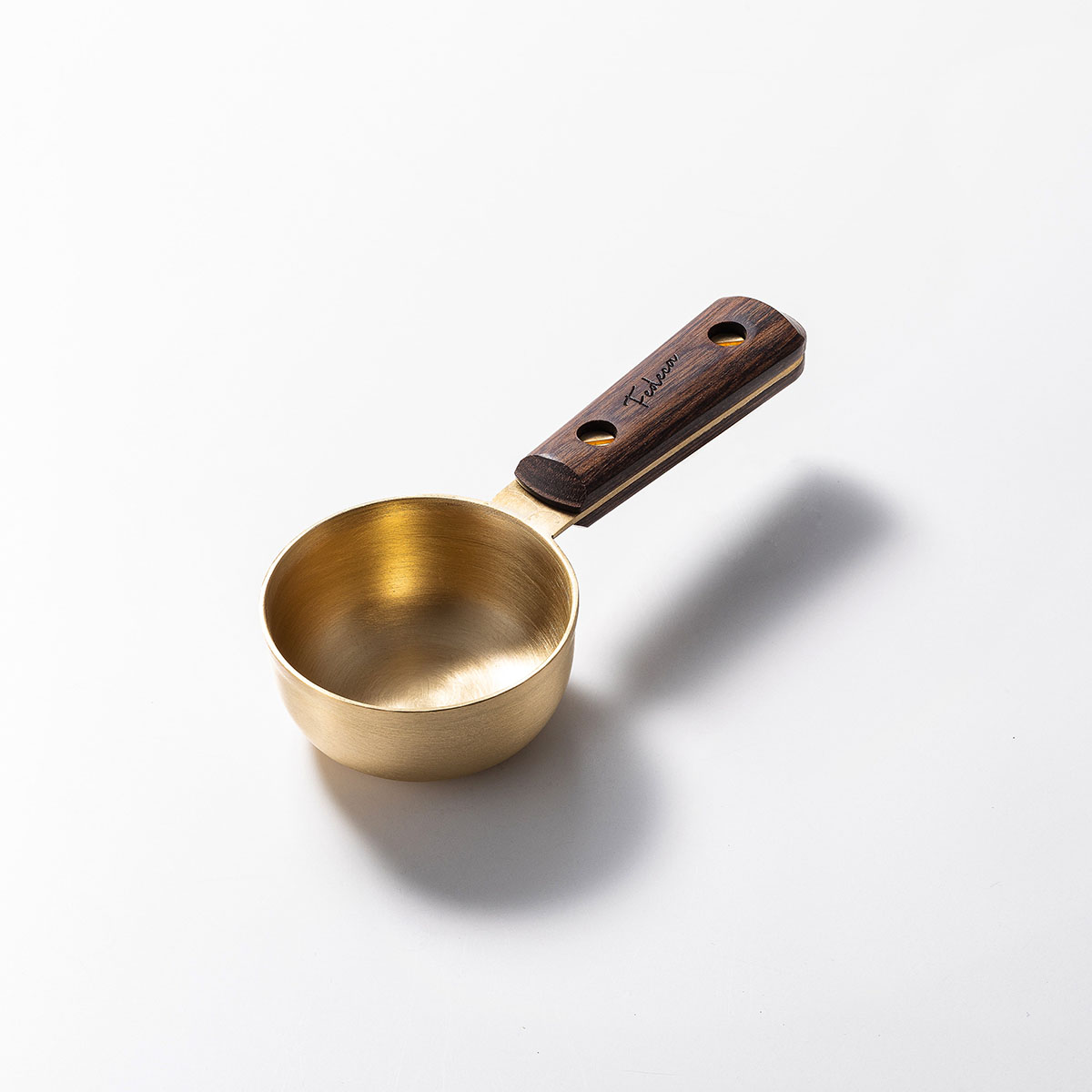 使い込むほどに味わいが出る コーヒーメジャースプーン プレーンブラウン｜FEDECA