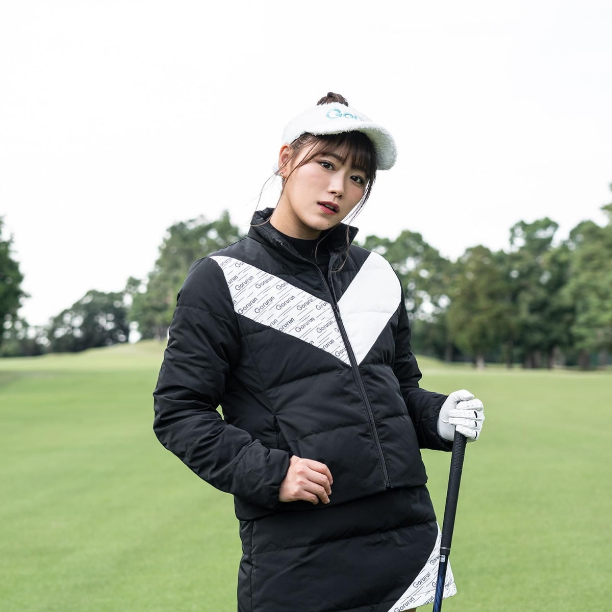 【gorurun ×  HESTA LIFE】タイニーロゴダイアゴナル　ダウンジャケット　レディース　ブラック