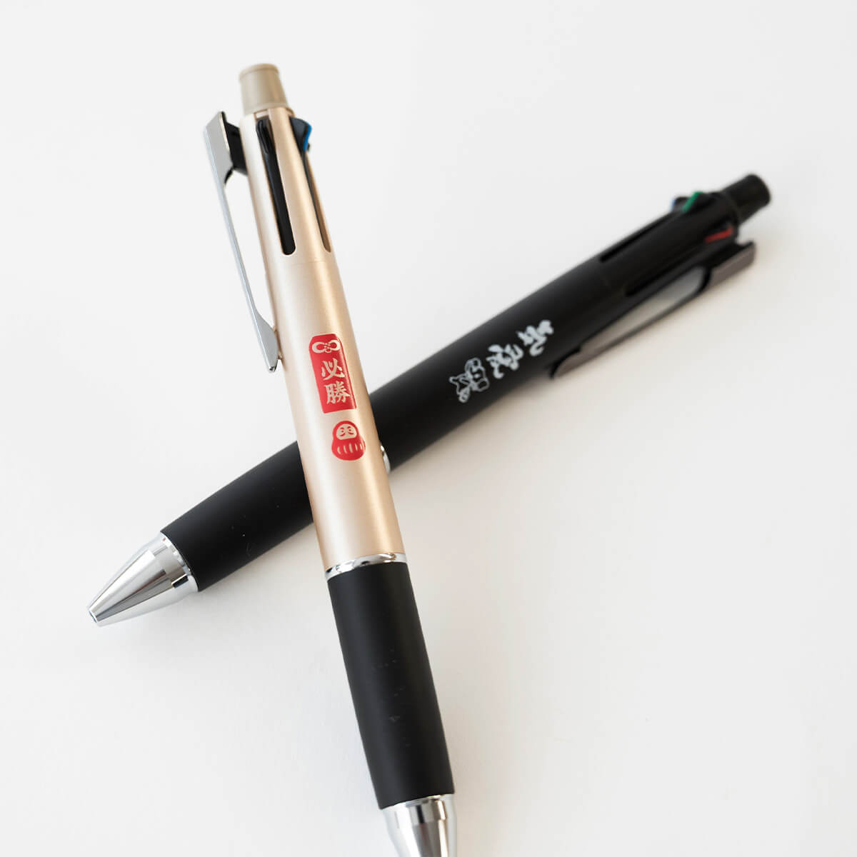 ※販売準備中【必勝/気愛】勝負を後押しするJETSTREAM 4&1 0.38mm｜ 5機能ペン（シャンパンゴールド/ブラック）