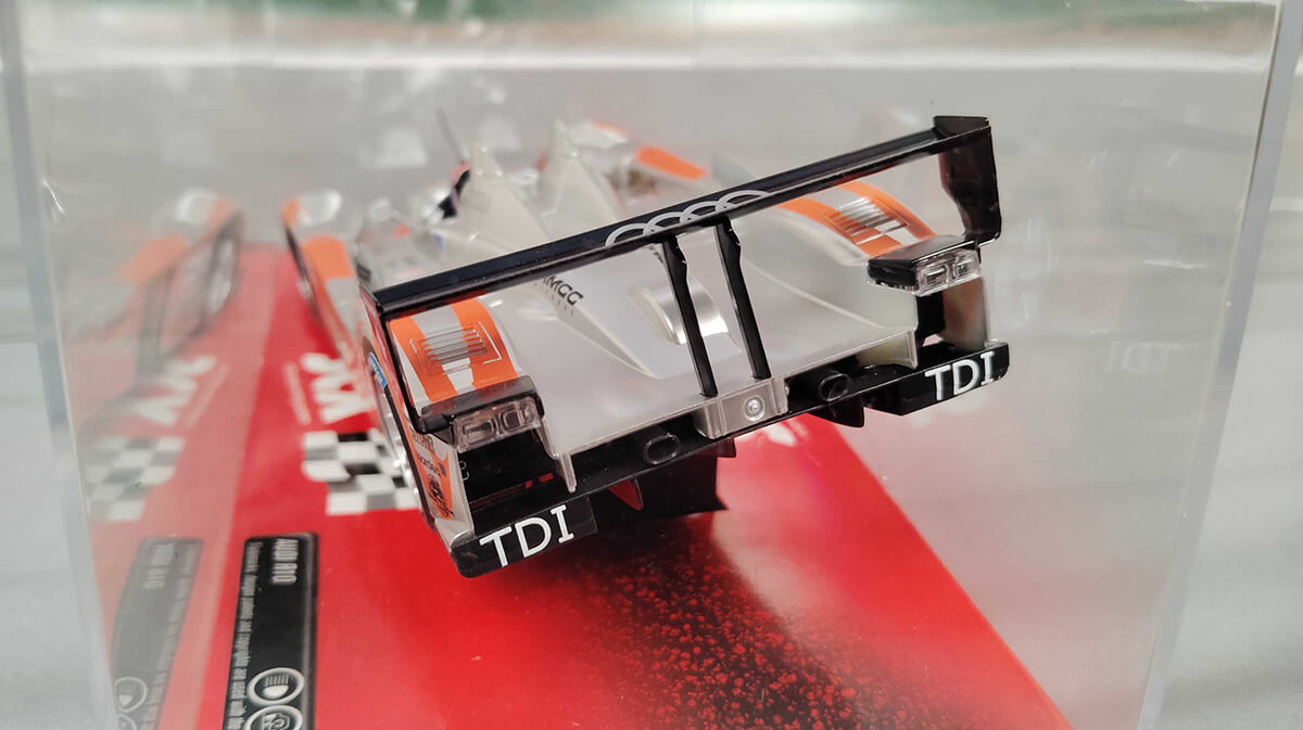 1/32スロットカー Audi R10 Le Mans 2010 Team Kolles