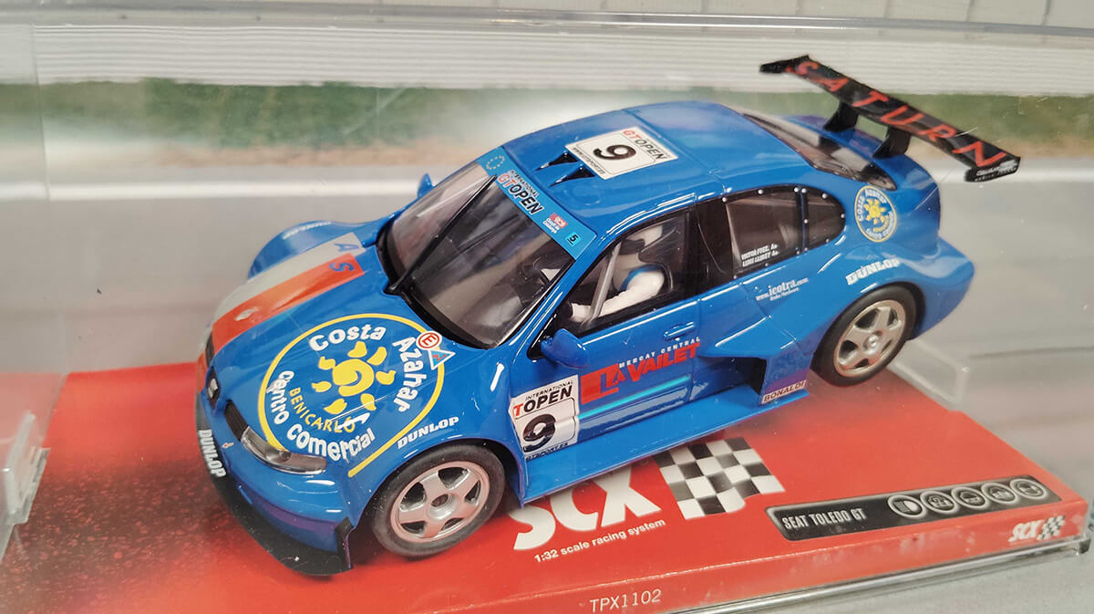 1/32スロットカー SEAT TOLEDO GT ブルー #9