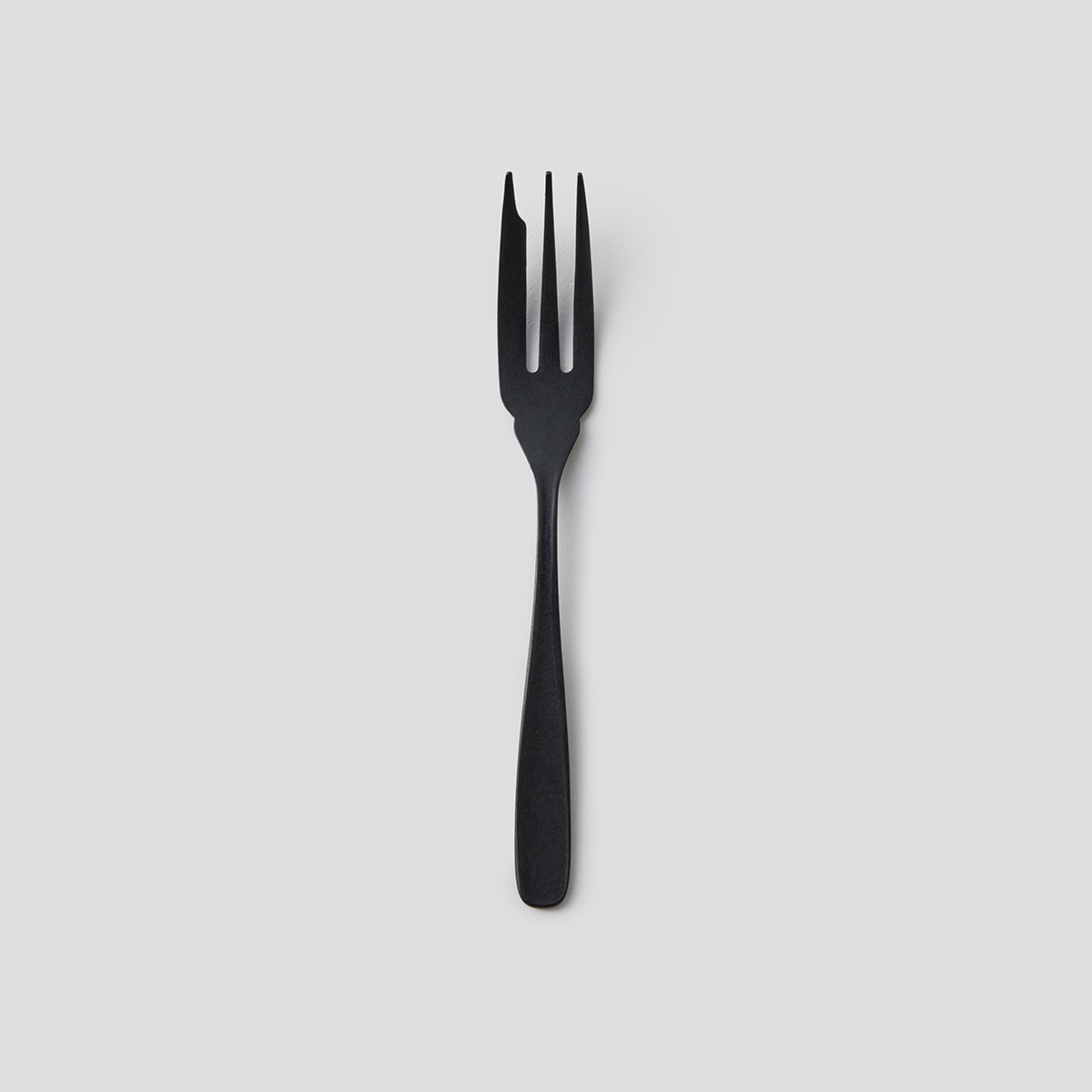 kuro_trimming_cakefork_01