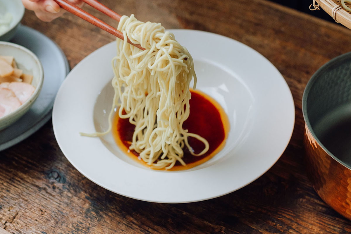 油そば専門店「はてな」醤油味 (5食分) | OMUSUbeeライフスタイルストア