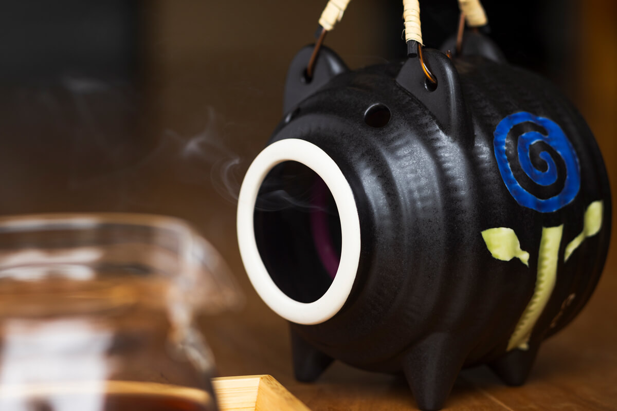 5eL × Japan Craft】香炉にもなる蚊遣り豚 萬古焼 | HESTA LIFE store