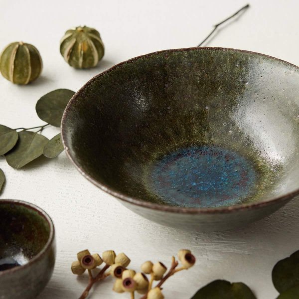 【信楽焼の新しい魅力『信楽四季彩陶』のうつわ】一つひとつ表情が異なる個性豊かな器たちをご堪能ください