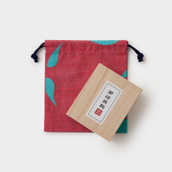 日本のいいもの 山形・天童の将棋駒（将棋盤/駒/巾着セット）｜MHAK