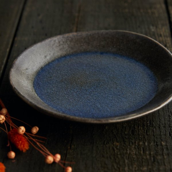 【信楽焼の新しい魅力『信楽四季彩陶』のうつわ】一つひとつ表情が異なる個性豊かな器たちをご堪能ください