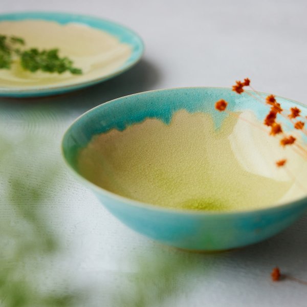 【信楽焼の新しい魅力『信楽四季彩陶』のうつわ】一つひとつ表情が異なる個性豊かな器たちをご堪能ください