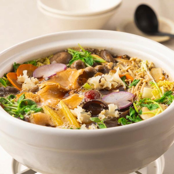 薬膳黒旨きのこ鍋・火鍋 セット(2人前)|HESTIA GINZA セレクト 薬膳黒旨きのこ鍋・火鍋 セット(2人前)|HESTIA GINZA セレクト