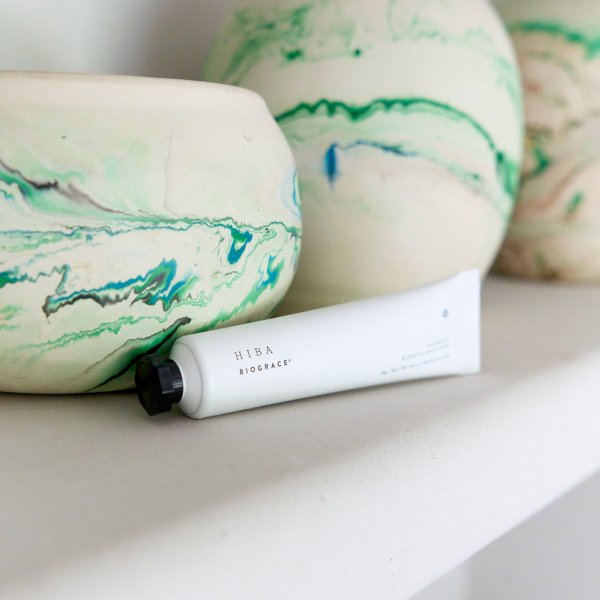 BIOGRACE×木と暮らす未来プロジェクト ハンドクリーム HIBA | HESTA