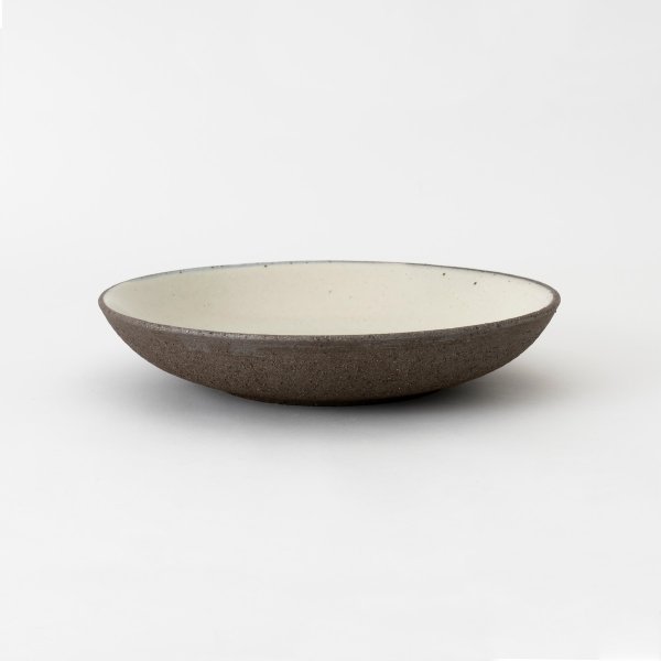 信楽焼】THE HARVEST SOIL 深皿 25cm ブラック＆ホワイト | HESTA LIFE