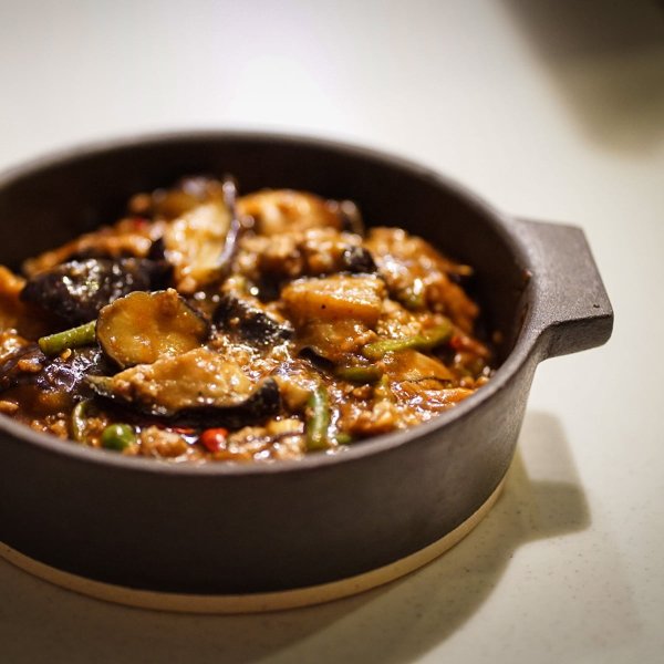 信楽焼】THE HARVEST Kuro グリルポット 19.5cm | HESTA LIFE store