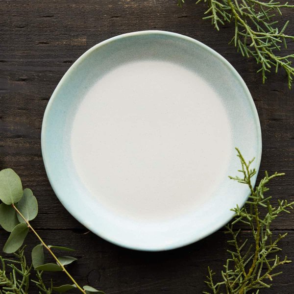 【信楽焼の新しい魅力『信楽四季彩陶』のうつわ】一つひとつ表情が異なる個性豊かな器たちをご堪能ください